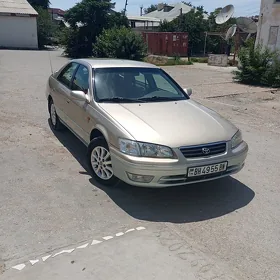 Toyota Camry 2001