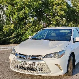Toyota Camry 2017