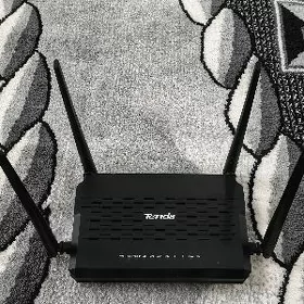 TENDA D305 ROULTER