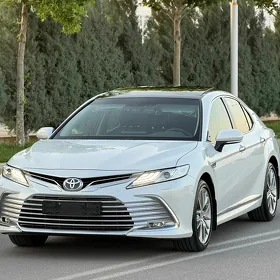 Toyota Camry 2023