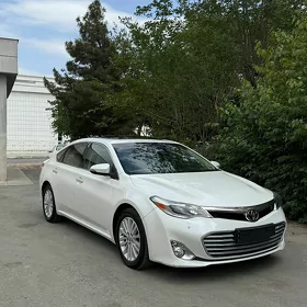 Toyota Avalon 2013