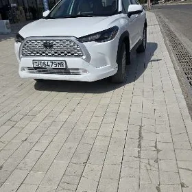 Toyota Corolla Cross 2023