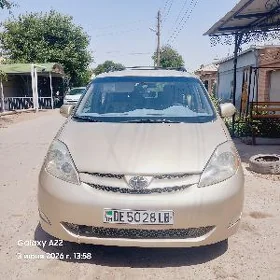 Toyota Sienna 2009