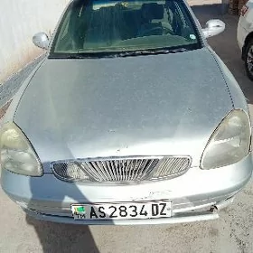 Daewoo Leganza 2002