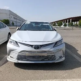 Toyota Camry 2022