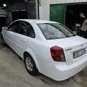 Daewoo Lacetti 2004