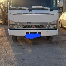 Mitsubishi Canter 2009