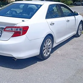 Toyota Camry 2013
