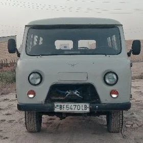UAZ 452 2001