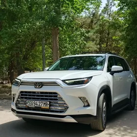 Toyota Grand Highlander 2025
