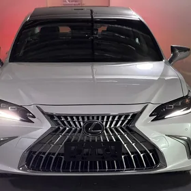 Lexus ES 350 2022
