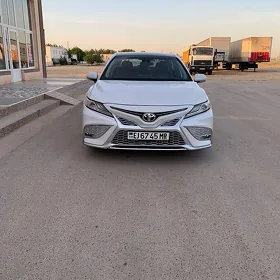 Toyota Camry 2022