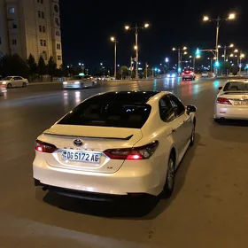 Toyota Camry 2022