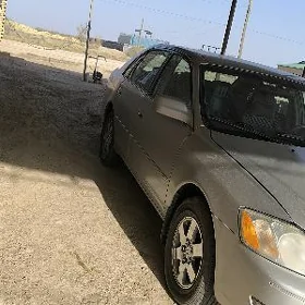 Toyota Avalon 2001