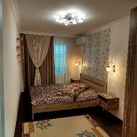 АЛИШЕР НОВАИ
