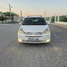 Toyota Sienna 2004