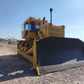 Komatsu D155AX-8 1998