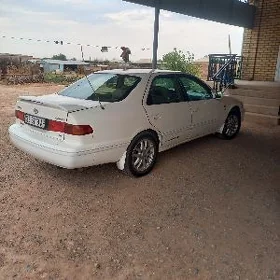 Toyota Camry 2000