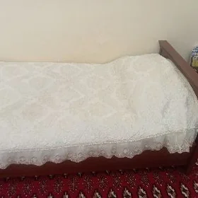 Продается односпальная кровать