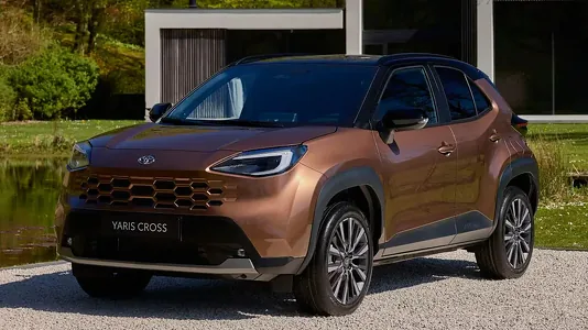 Toyota Yaris Cross получил в Европе новые цены после рестайлинга