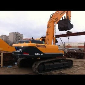 Caterpillar 330 Series 2018