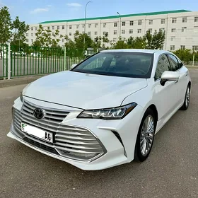 Toyota Avalon 2022