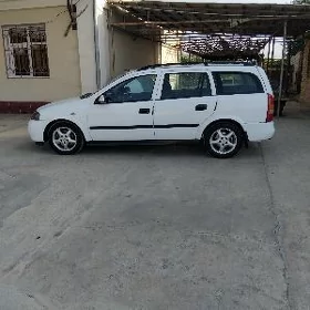Opel Astra 2000