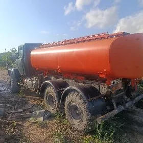 Ural 4320 1986