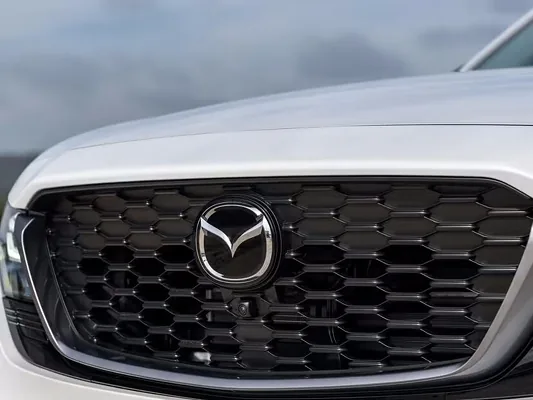 Mazda возглавила рейтинг лучших автомобилей для молодых водителей