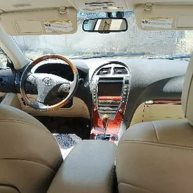 Lexus ES 350 2011