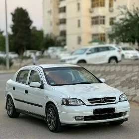 Opel Astra 2000