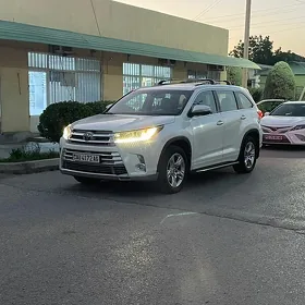 Toyota Highlander 2019