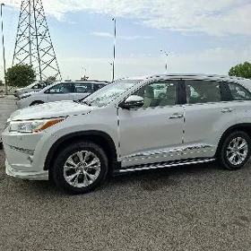 Toyota Highlander 2015