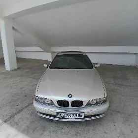 BMW E39 2002
