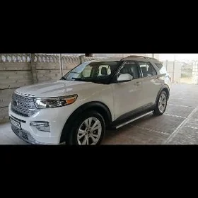 Ford Explorer 2022