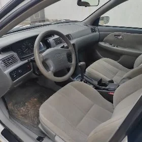 Toyota Camry 2000