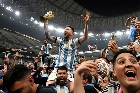 Messi Asturiýa şa gyzynyň baýragynyň eýesi boldy