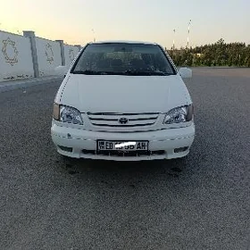 Toyota Sienna 2000