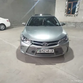 Toyota Camry 2016