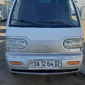 Daewoo Damas 2011