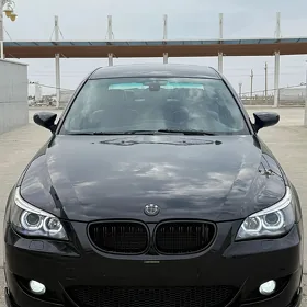 BMW E60 2003