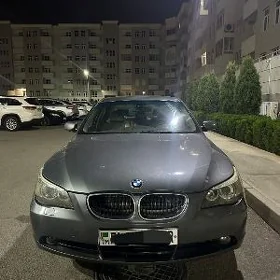 BMW E60 2004