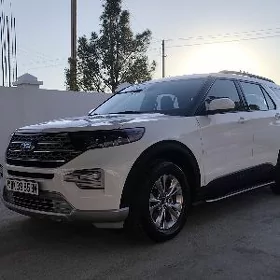 Ford Explorer 2022