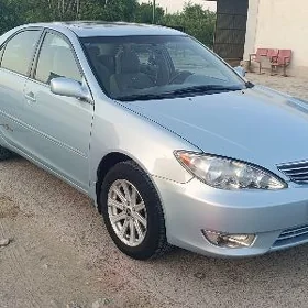 Toyota Camry 2004