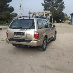 Infiniti QX4 2001