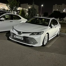 Toyota Camry 2018