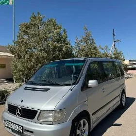 Mercedes-Benz Viano 1999