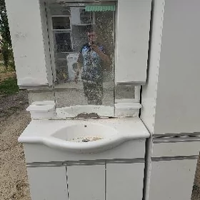 прадаеца умувальник