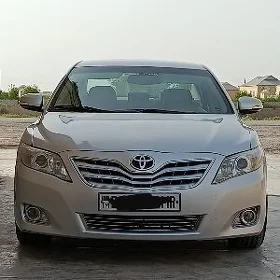Toyota Camry 2010