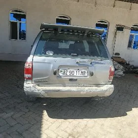 Nissan Pathfinder 1999